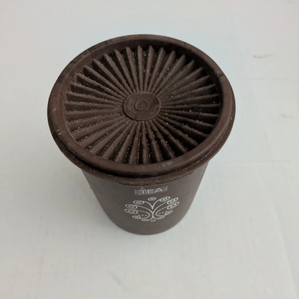 Vintage Tupperware tea canister with lid